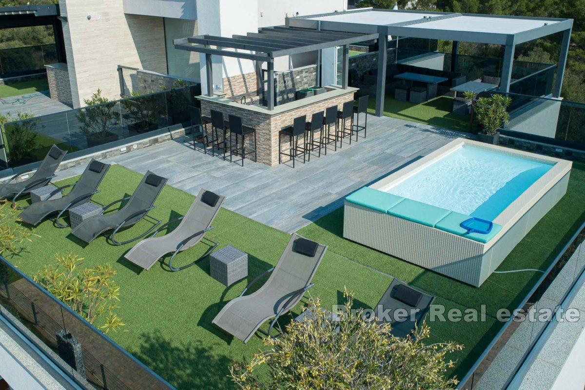 Penthouse with a sea view