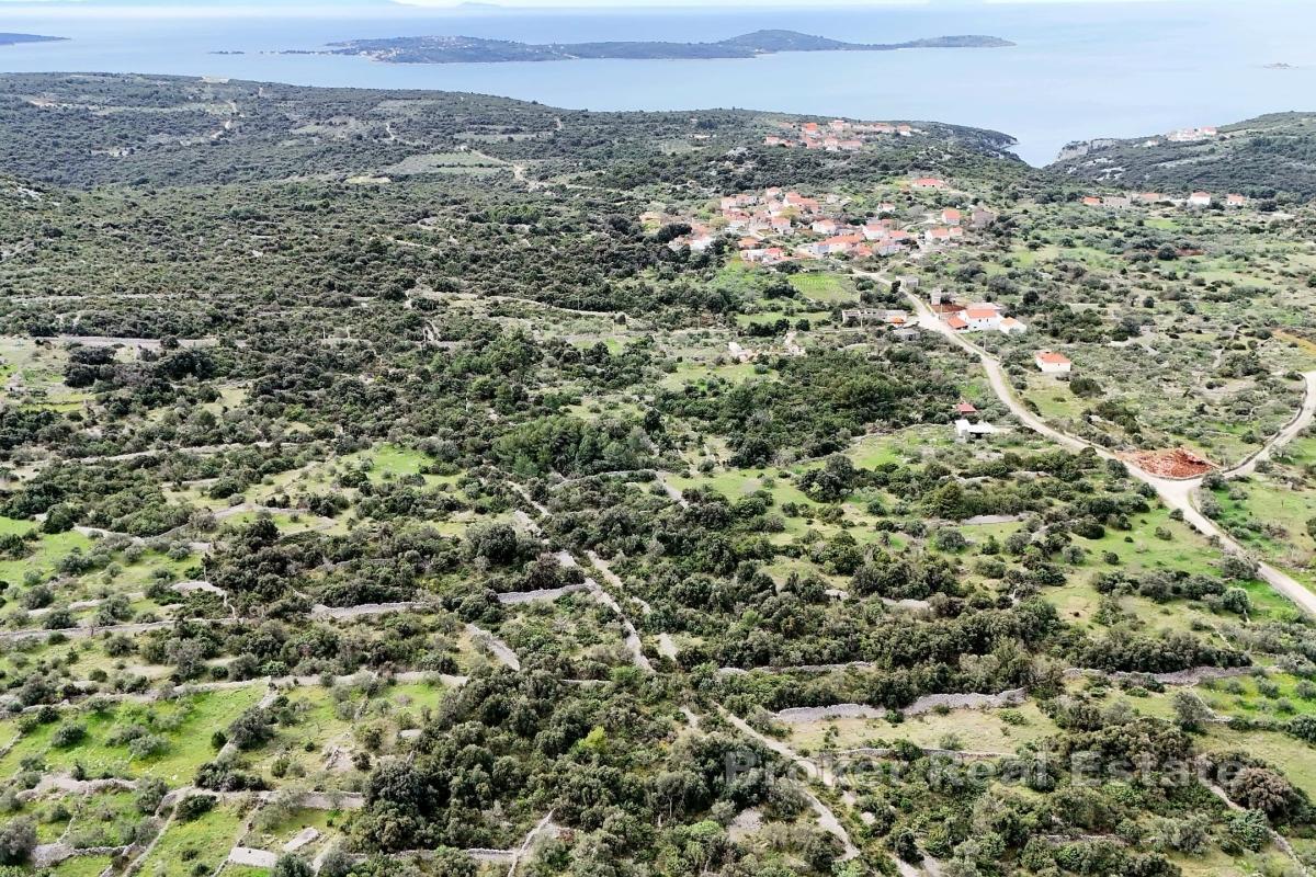 Građevinsko zemljište u mirnom mediteranskom okruženju