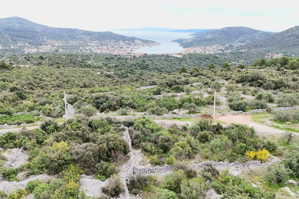 001-2047-61-Rogoznica-Building-land-with-a-sea-view-for-sale