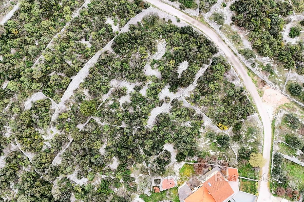 Terrain constructible avec vue sur la mer et la nature