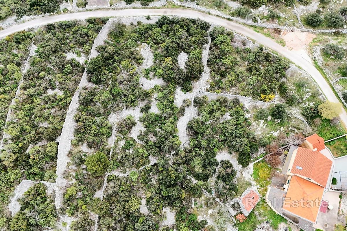 Terrain constructible avec vue sur la mer et la nature