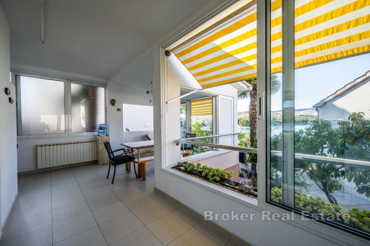 Dom apartamentowy w drugim rzędzie do morza
