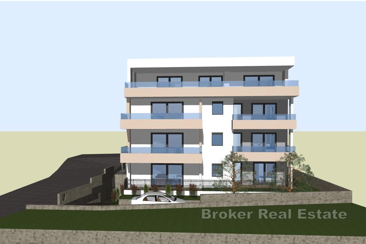 Toppleilighet med åpen havutsikt