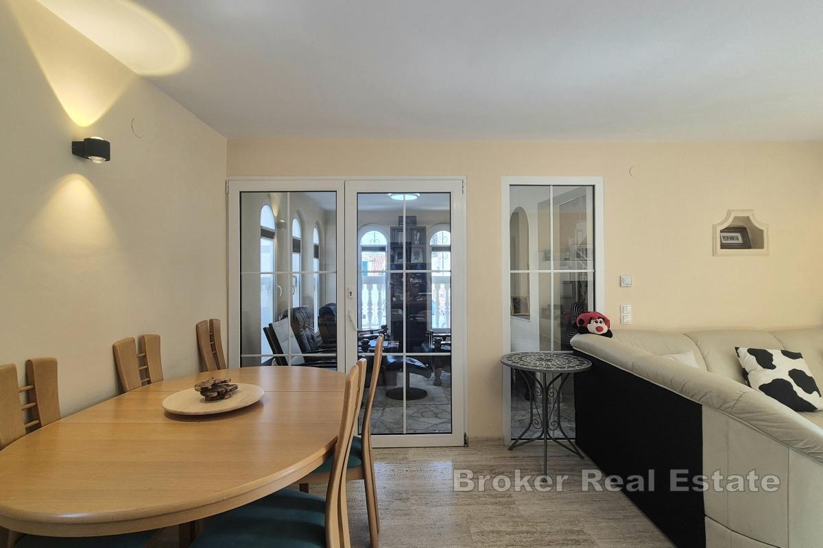 Casa centrale con vista mare