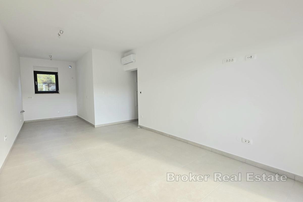 Penthouse s krovnom terasom i parkirnim mjestom