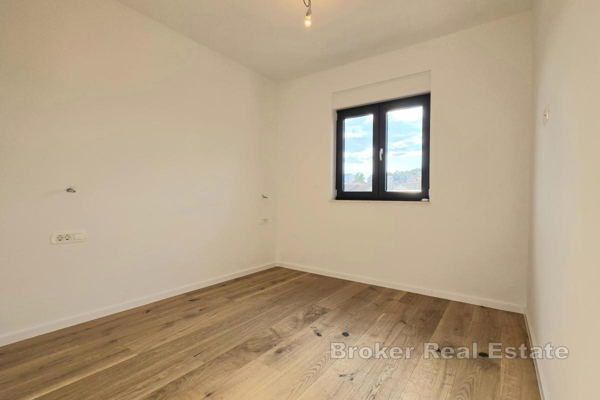 Penthouse s krovnom terasom i parkirnim mjestom