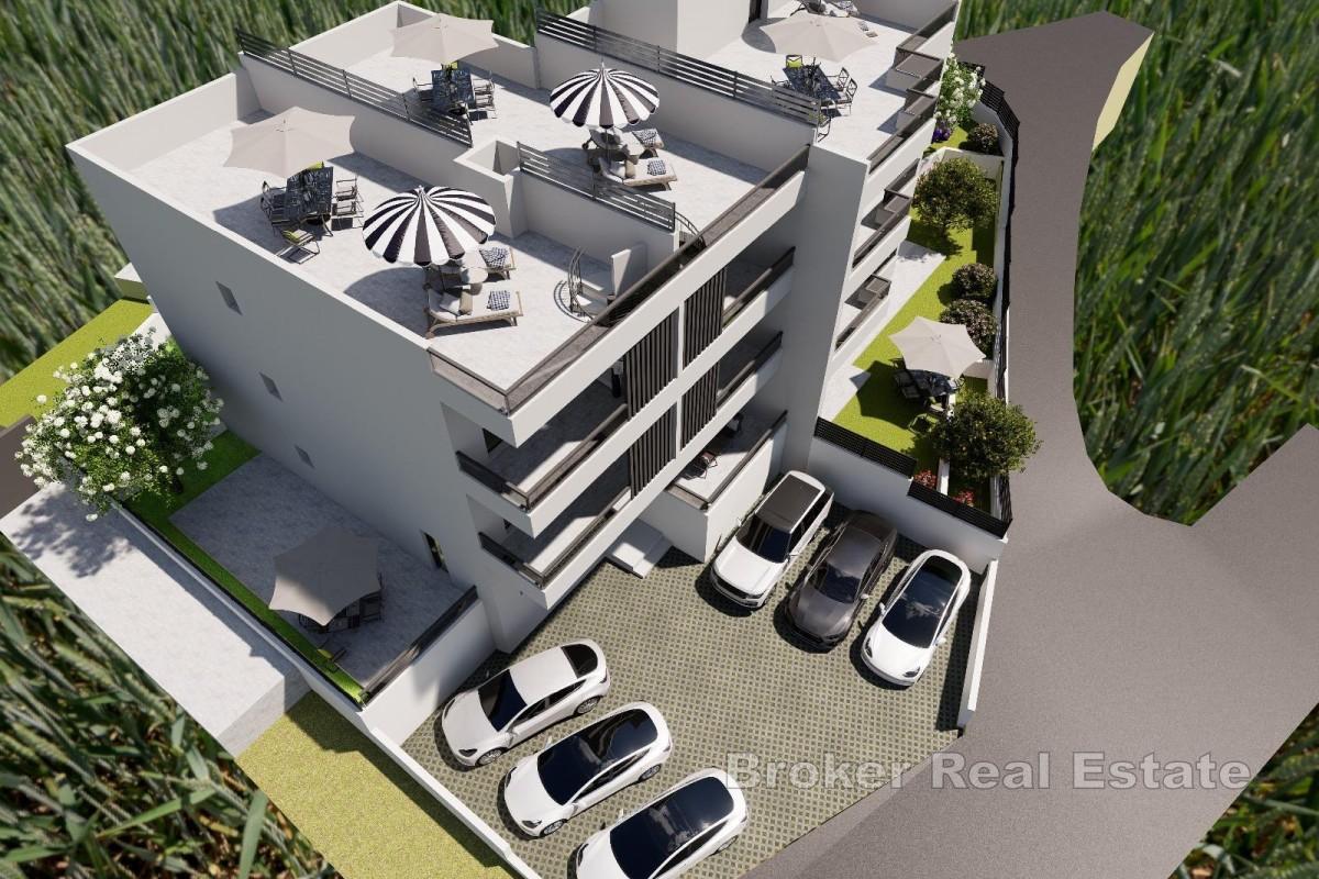 Penthouse s krovnom terasom i parkirnim mjestom