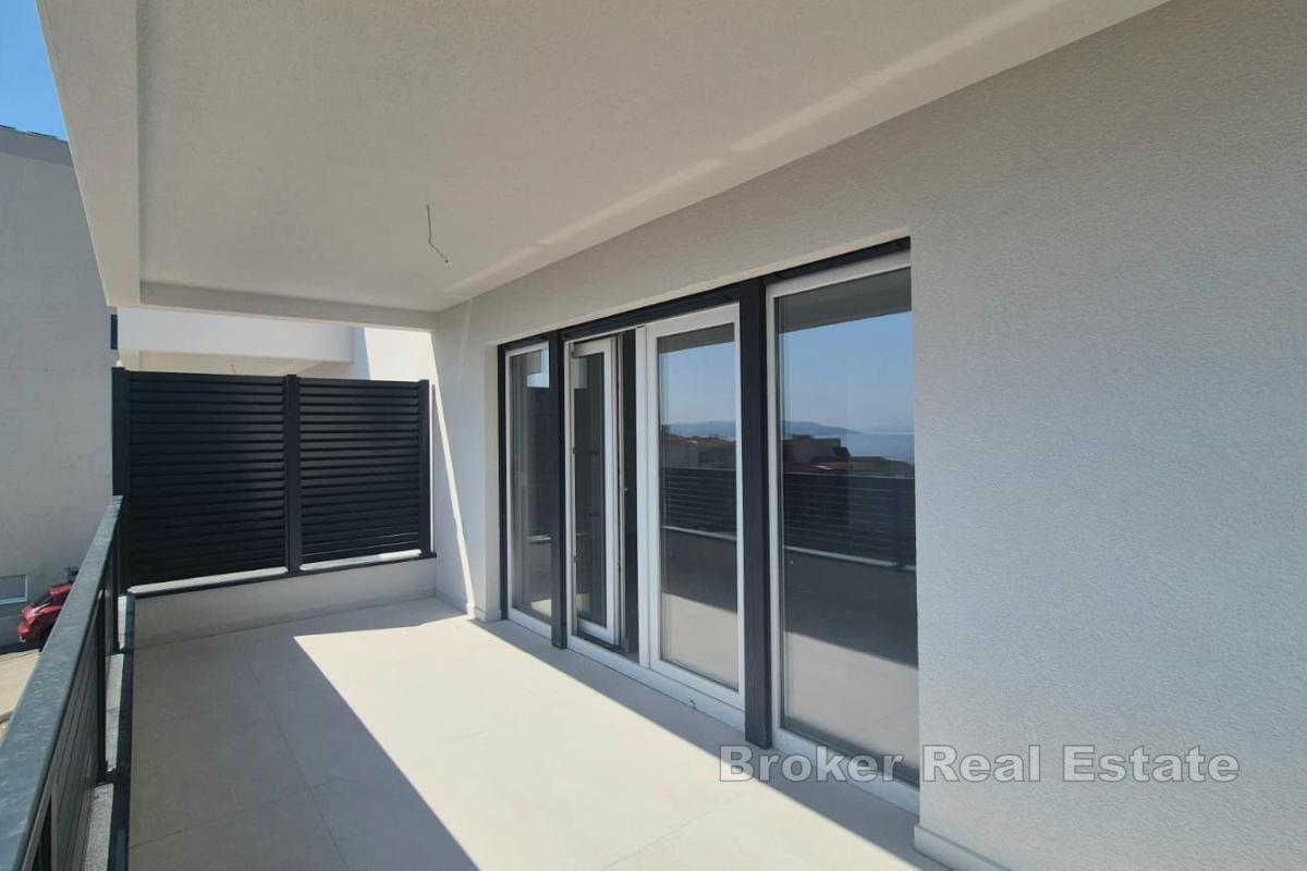 Apartman s pogledom na more u novogradnji