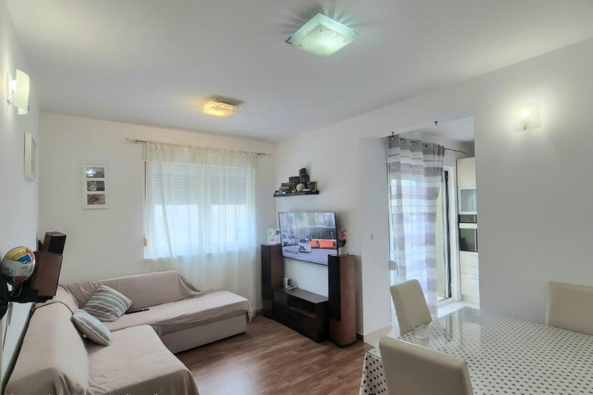 001-2047-94-Trogir-Two-bedroom-apartment-with-parking-for-sale