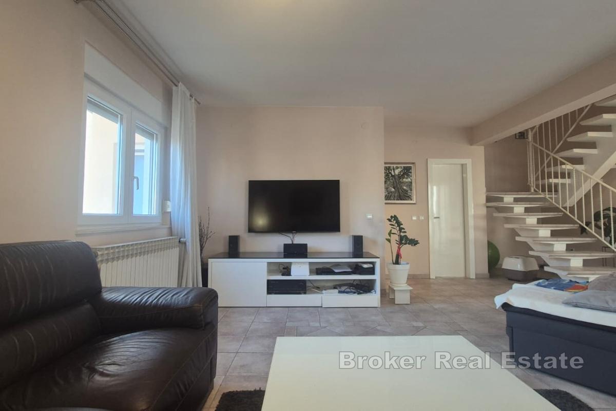 Appartement duplex avec trois chambres