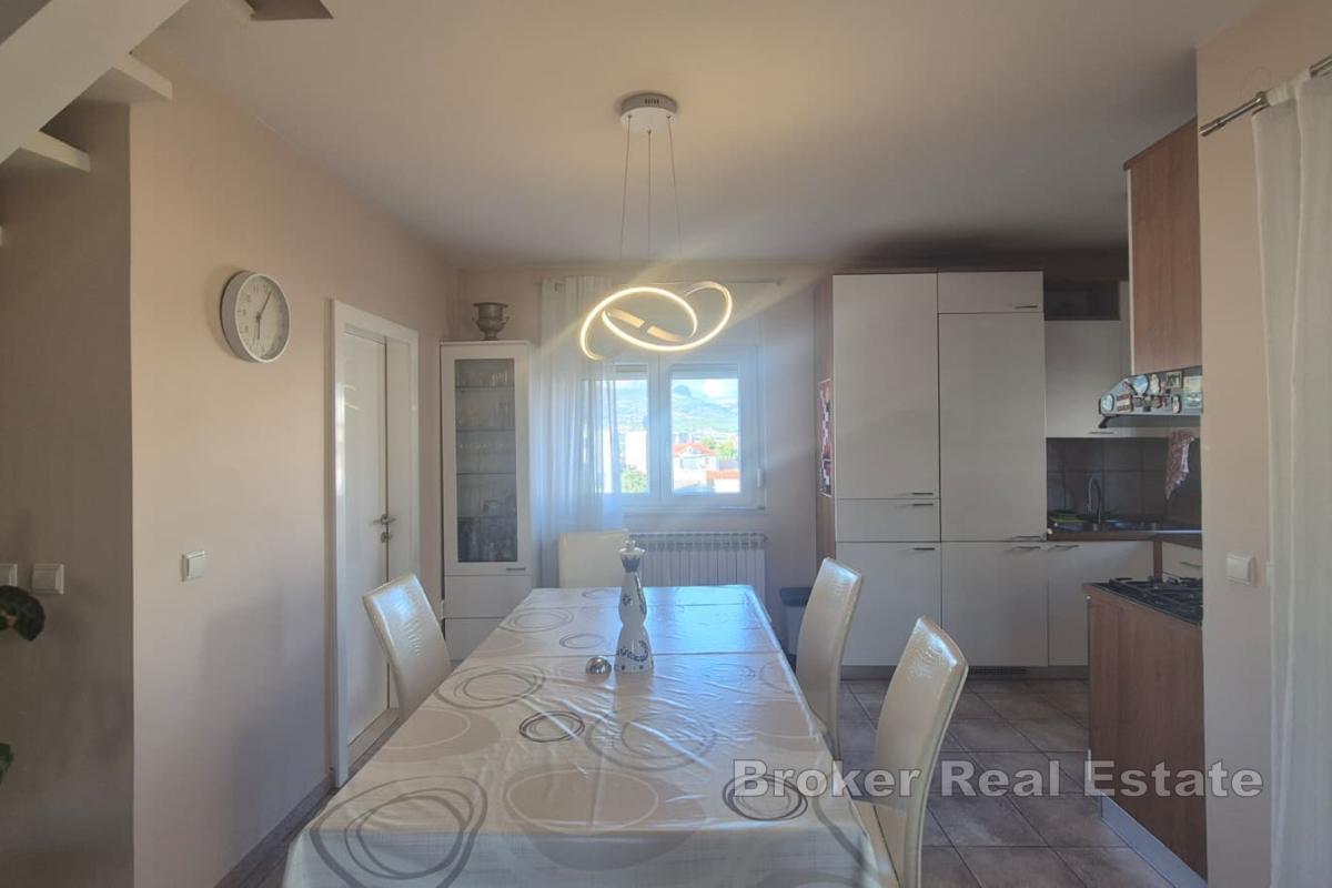 Appartement duplex avec trois chambres