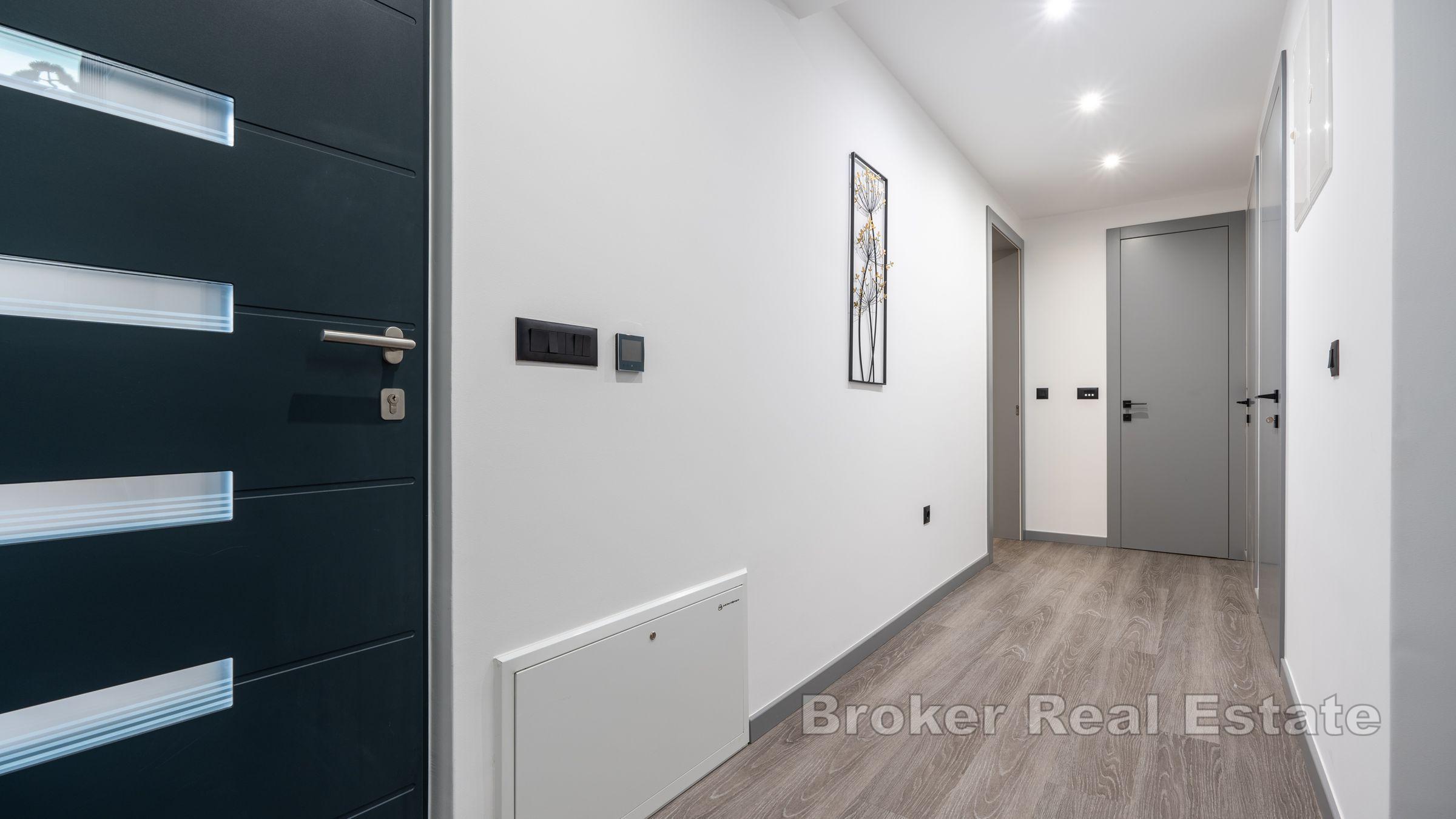 Роскошная вилла с панорамным видом на море