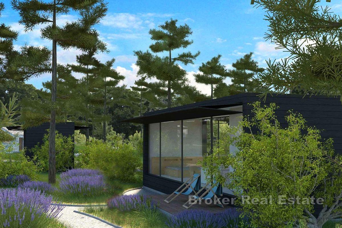 Attraktiv mark nära havet