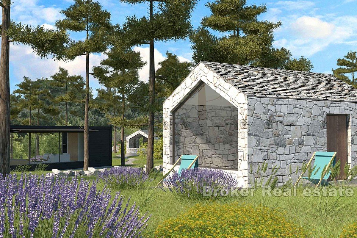 Attractive land with a project near the sea