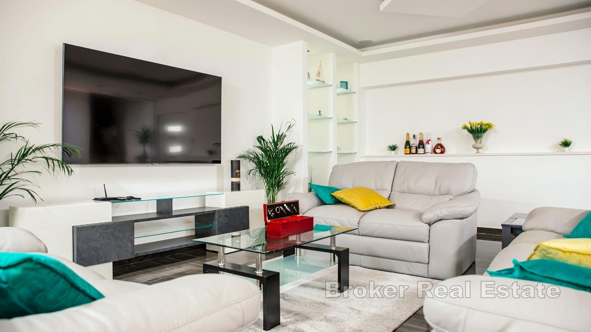 Villa de luxe avec vue sur la côte méditerranéenne