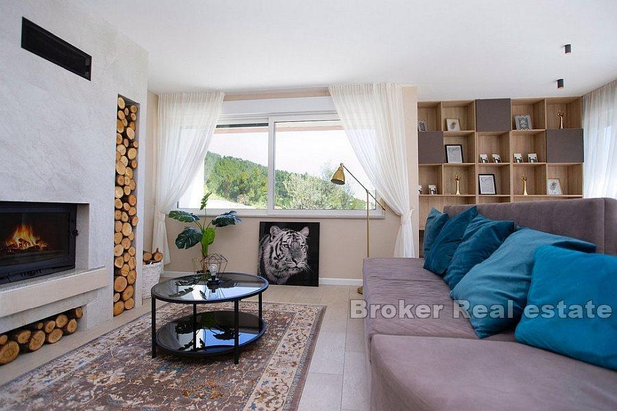 Attraktive Villa zu vermieten mit Panoramablick auf das Meer