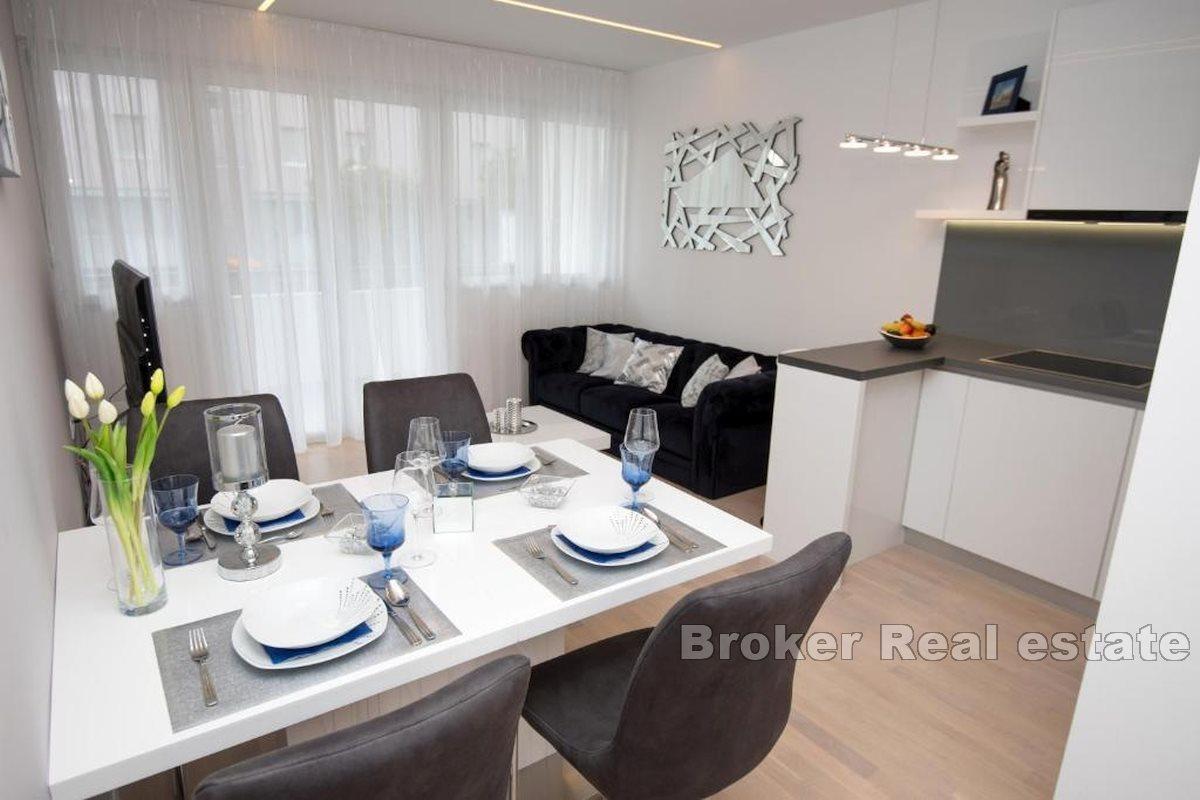 Luxurious two-bedroom apartment in a great location