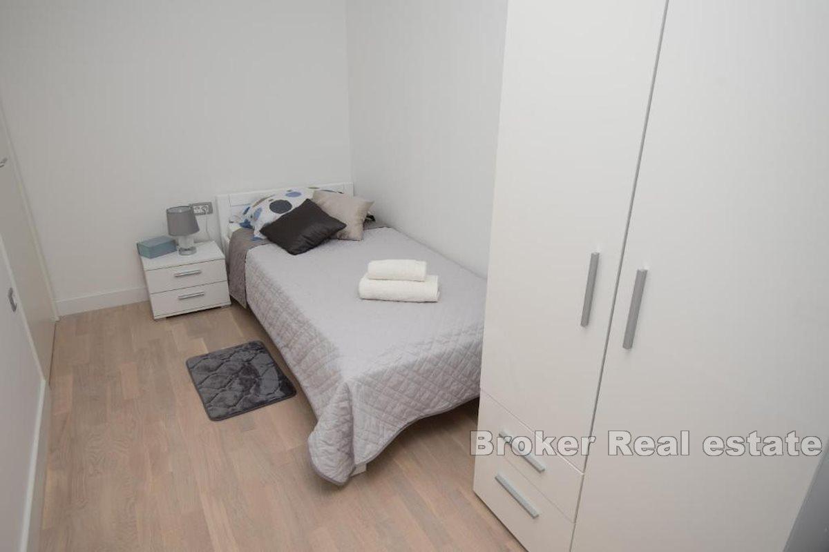 Luxurious two-bedroom apartment in a great location