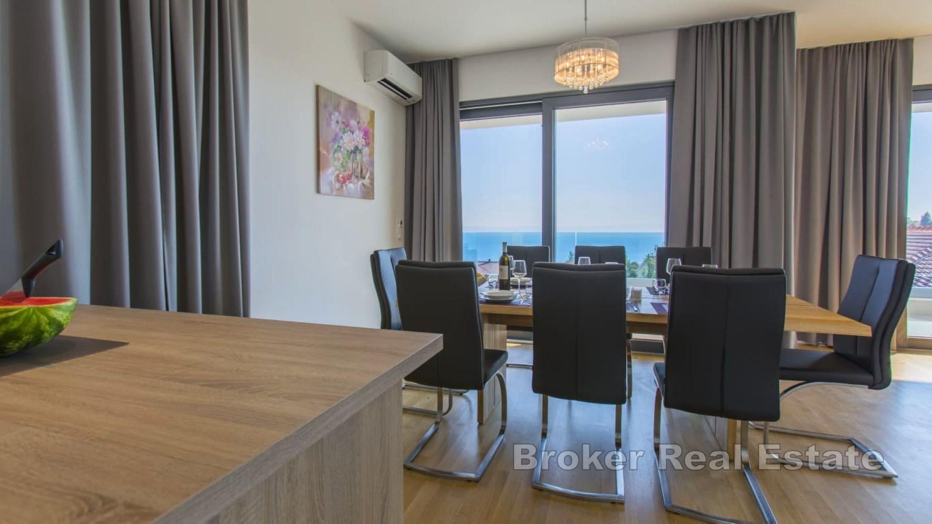 Krásná vila s panoramatickým výhledem na moře