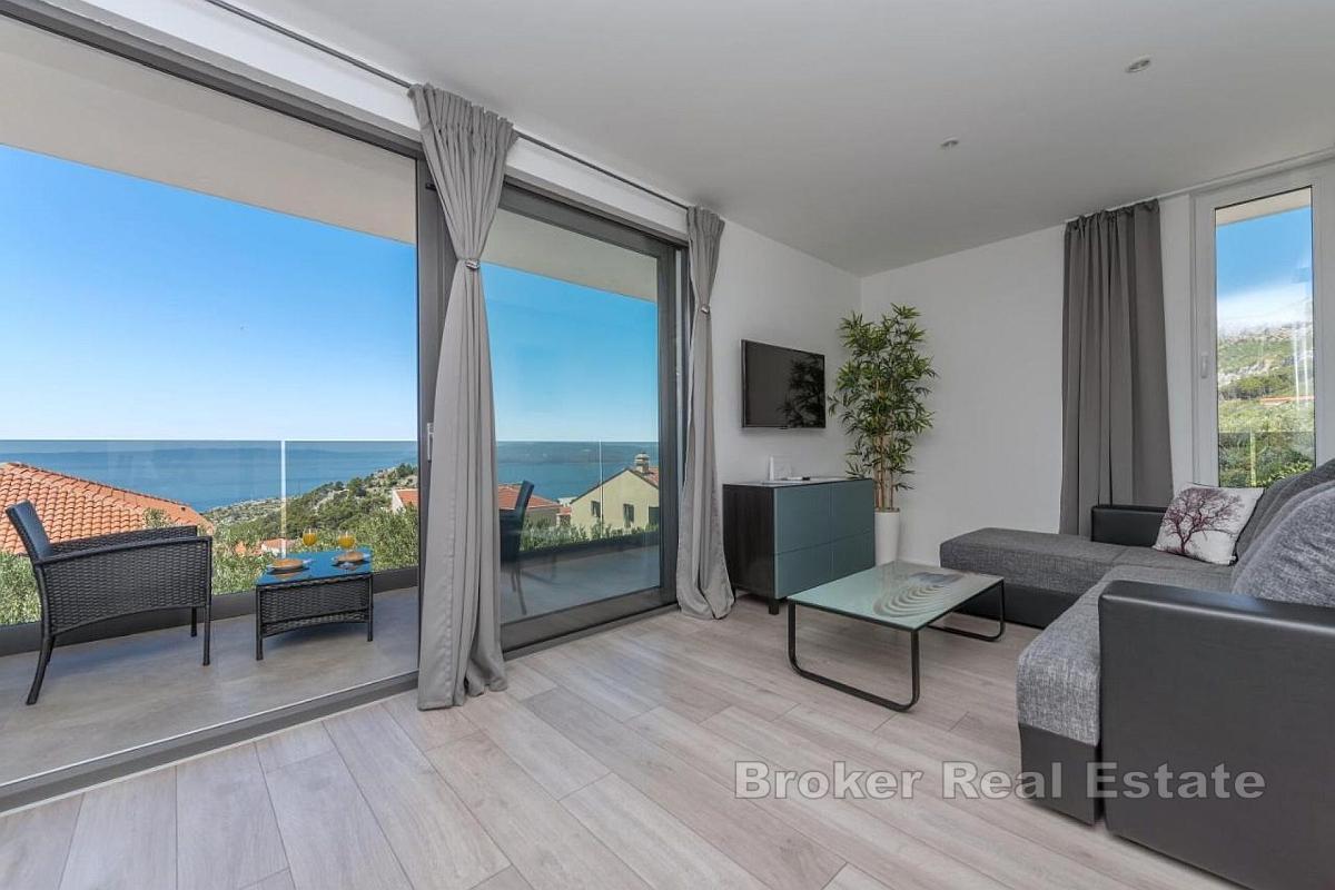 Moderne Villa mit Panoramablick auf das Meer