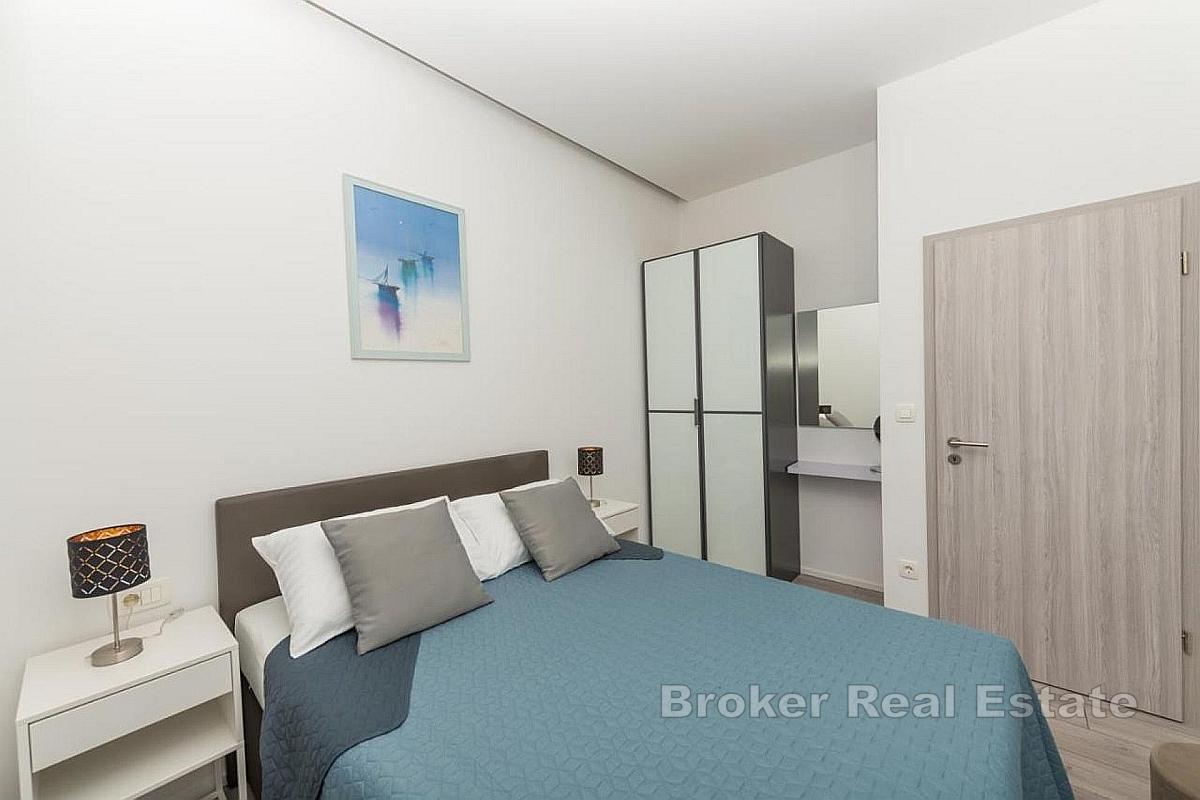 Moderní vila s panoramatickým výhledem na moře