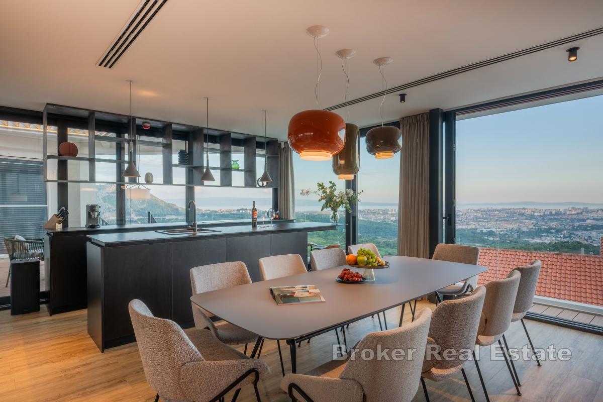 Affascinante villa in affitto con vista panoramica sul mare