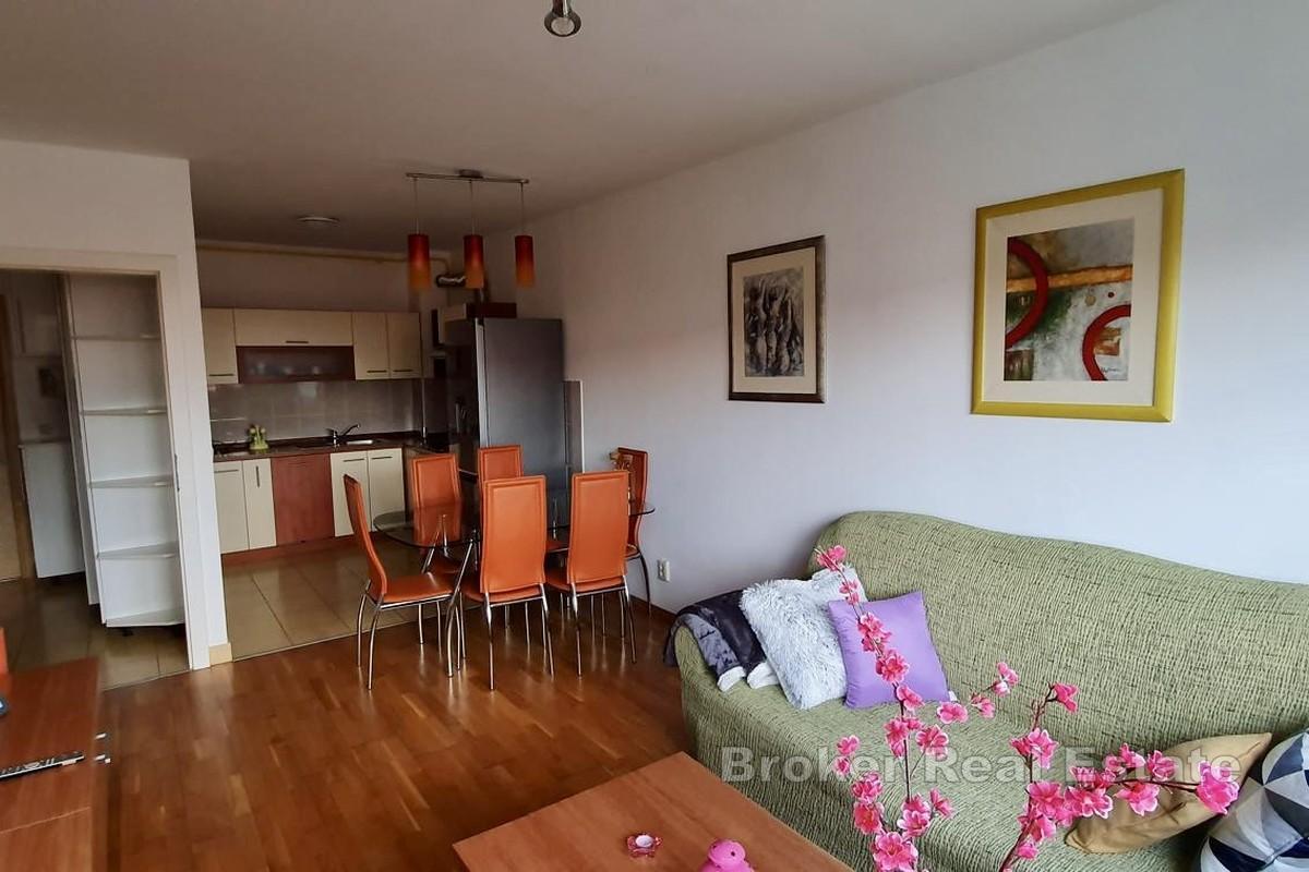 Mieszkanie jednopokojowe z garażem w doskonałej lokalizacji