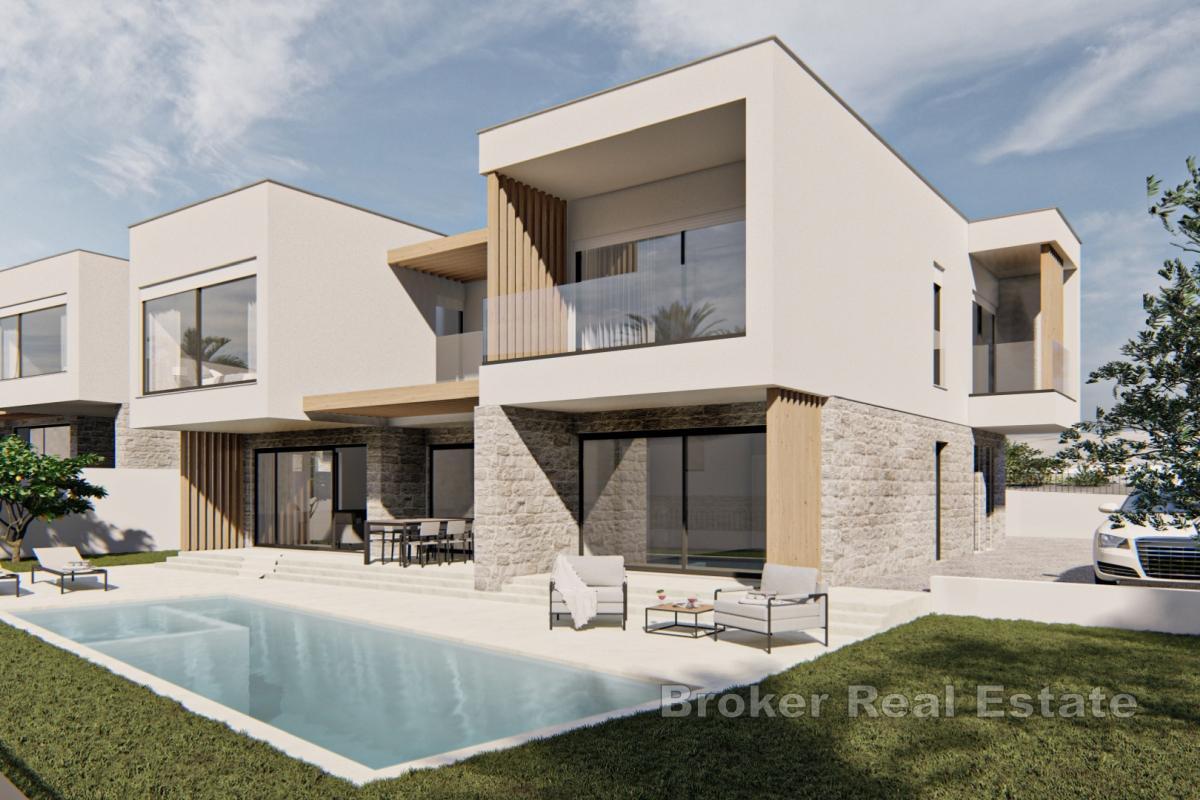 Moderne villa til leie med panoramautsikt over havet