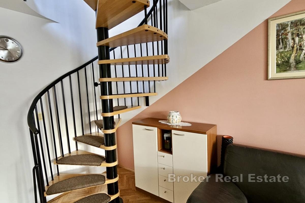 Mieszkanie dwupoziomowe w doskonałej lokalizacji