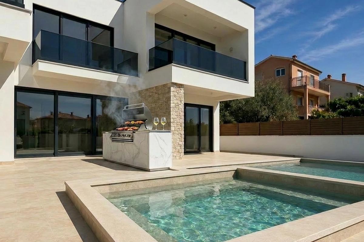Villa de luxe moderne avec piscine chauffée