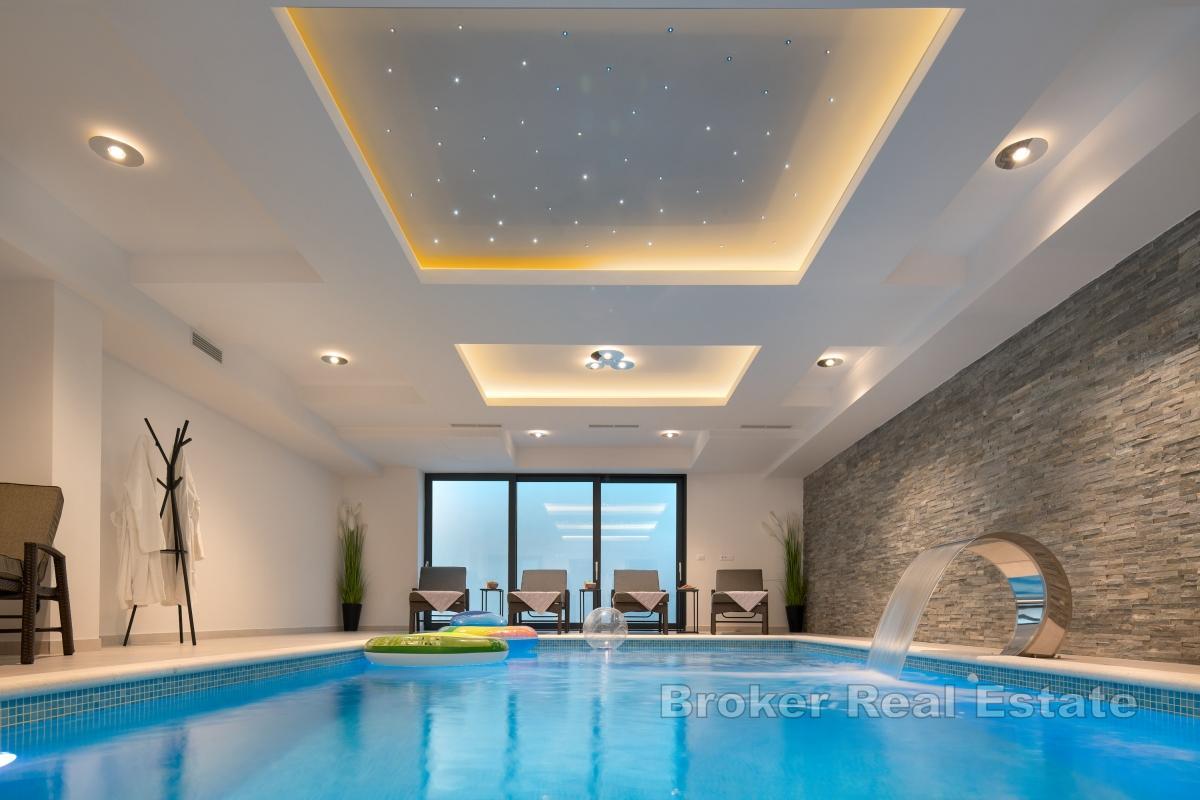 Exklusiv villa med privat wellness-avdelning och inomhuspool