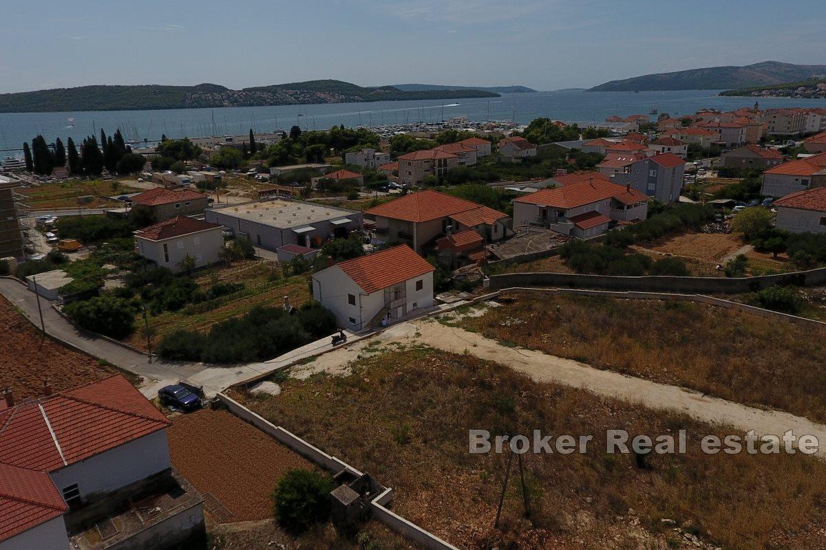 Investment building land