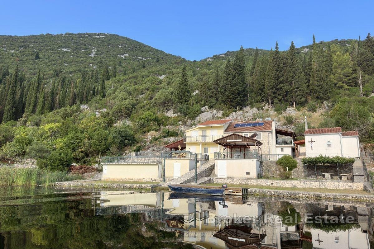 Autentična kuća u dolini rijeke Neretve