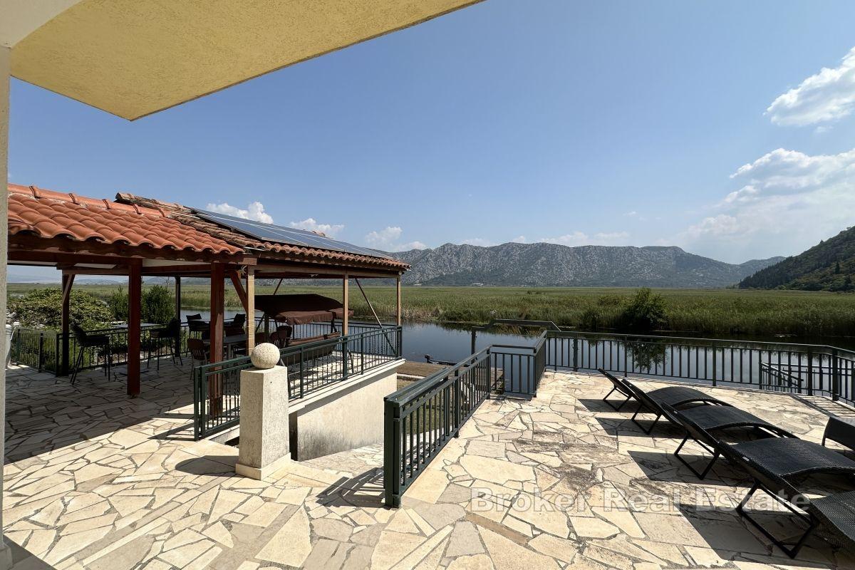 Autentisk hus til salgs i Podbrijest, Neretva-elvedalen