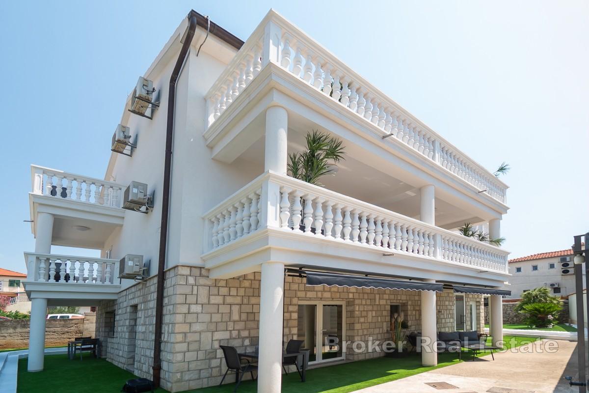 Apartmanska kuća s 8 jedinica