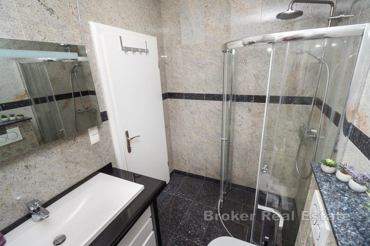 Apartmanska kuća s 8 jedinica