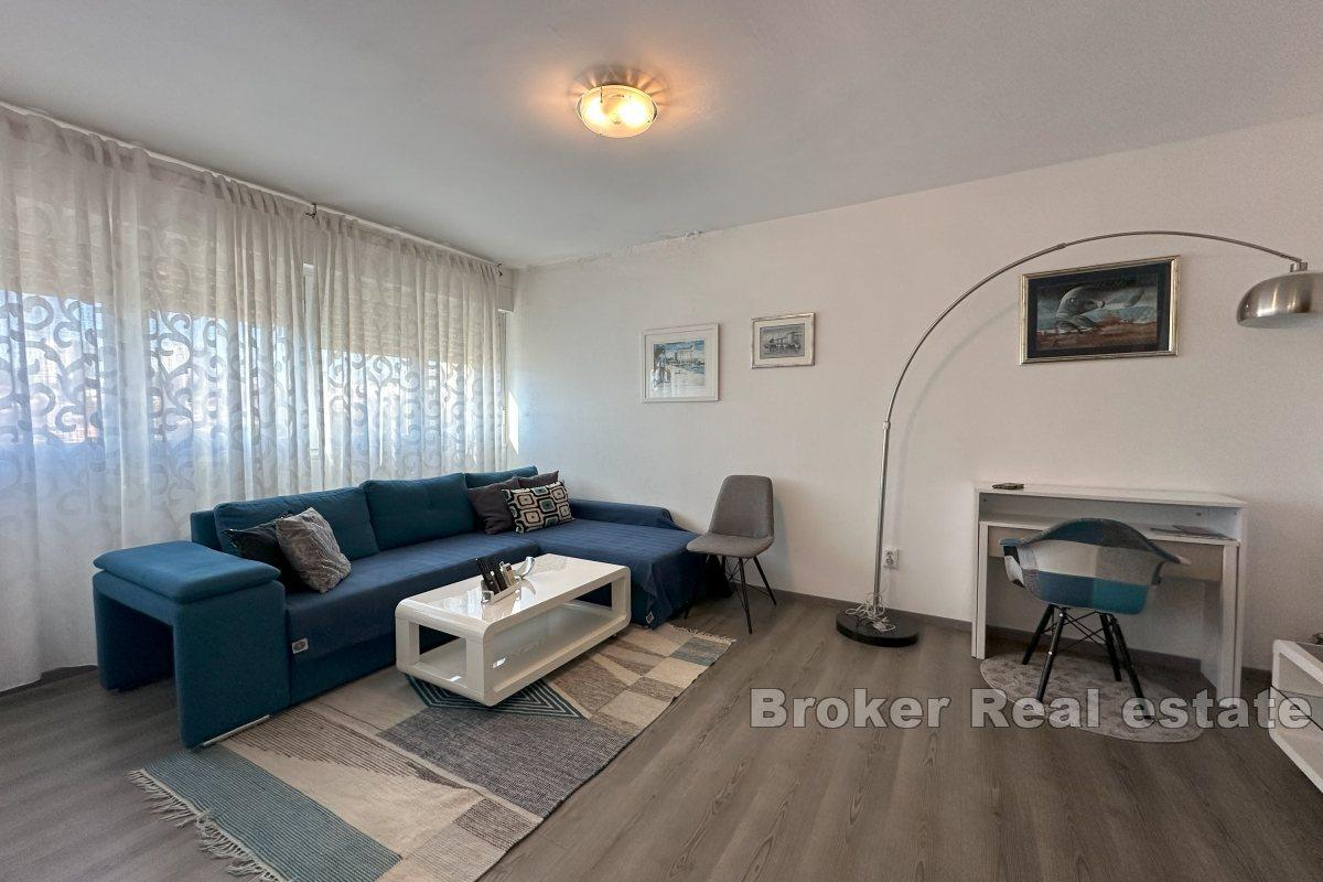 Appartement de deux chambres dans un excellent emplacement