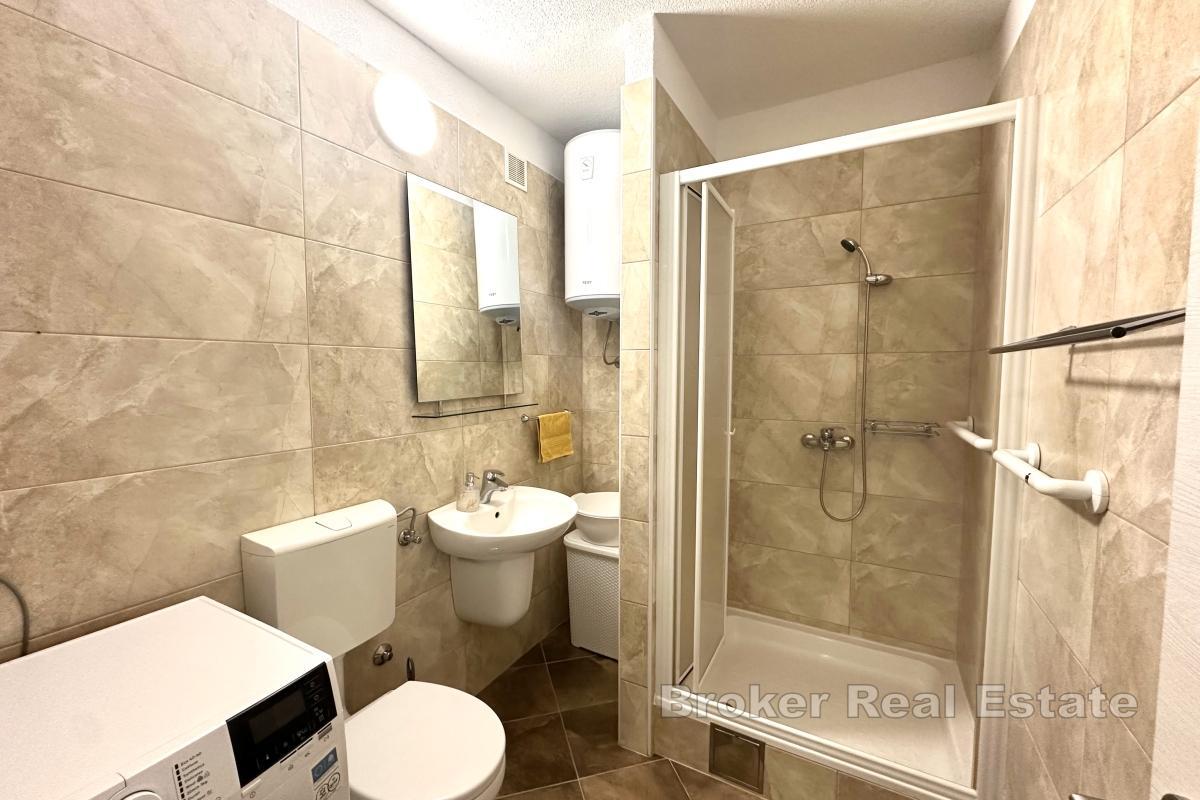 Przestronny apartament z dwiema sypialniami w doskonałej lokalizacji