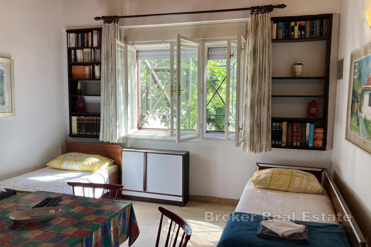 Palazzina in prima fila al mare