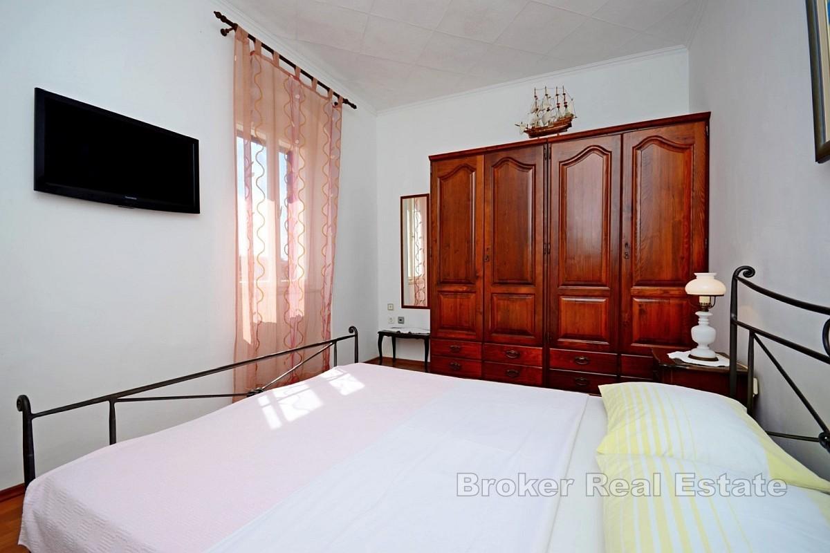 Trzy apartamenty w pierwszym rzędzie do morza