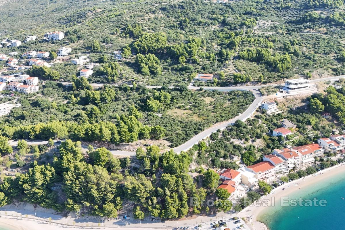 Attraktiv byggtomt nära havet