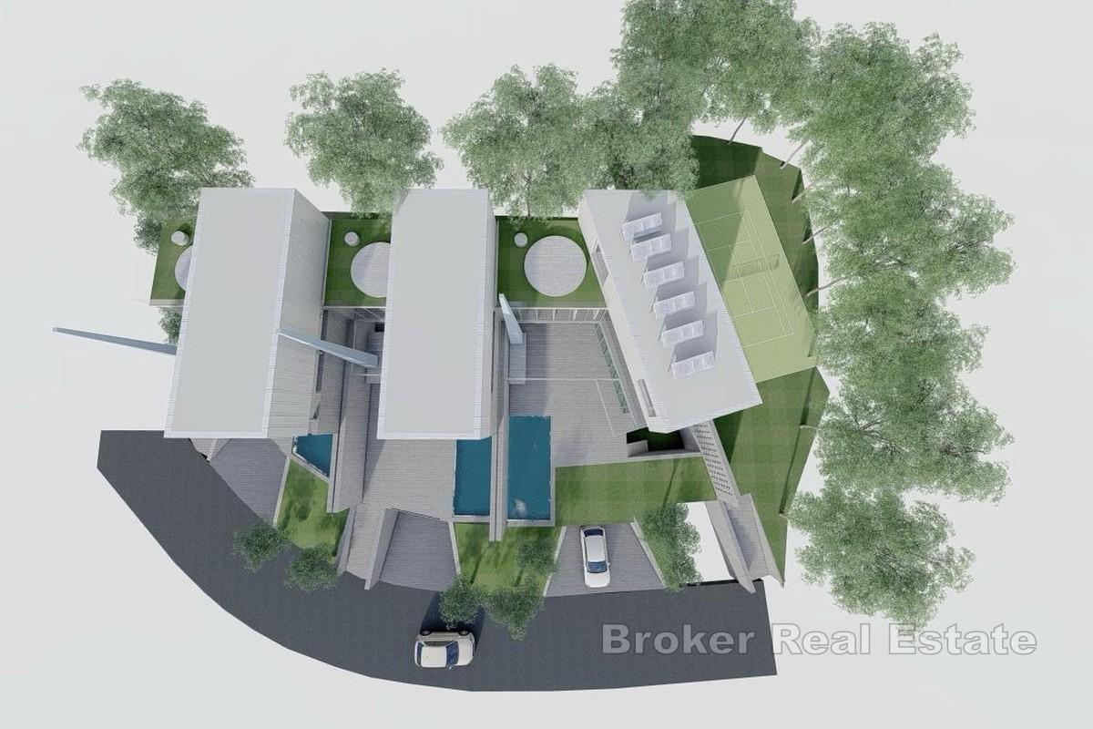 Привлекательный участок под застройку недалеко от моря