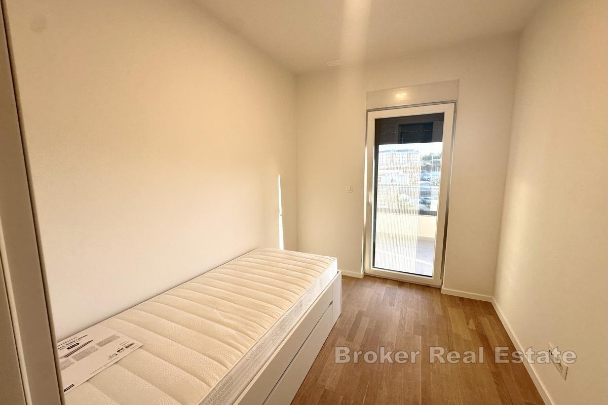 Treromsleilighet med terrasse og parkeringsplass, første innflytting