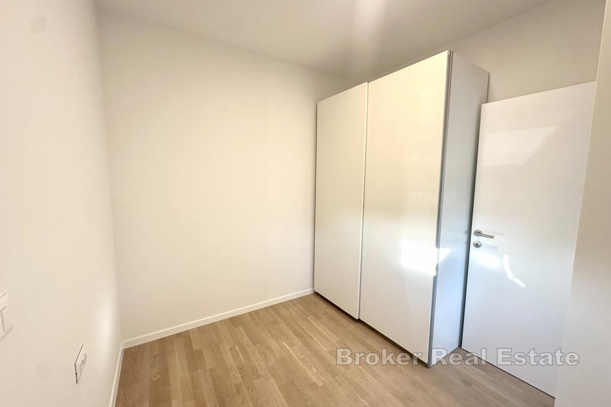 Treromsleilighet med terrasse og parkeringsplass, første innflytting