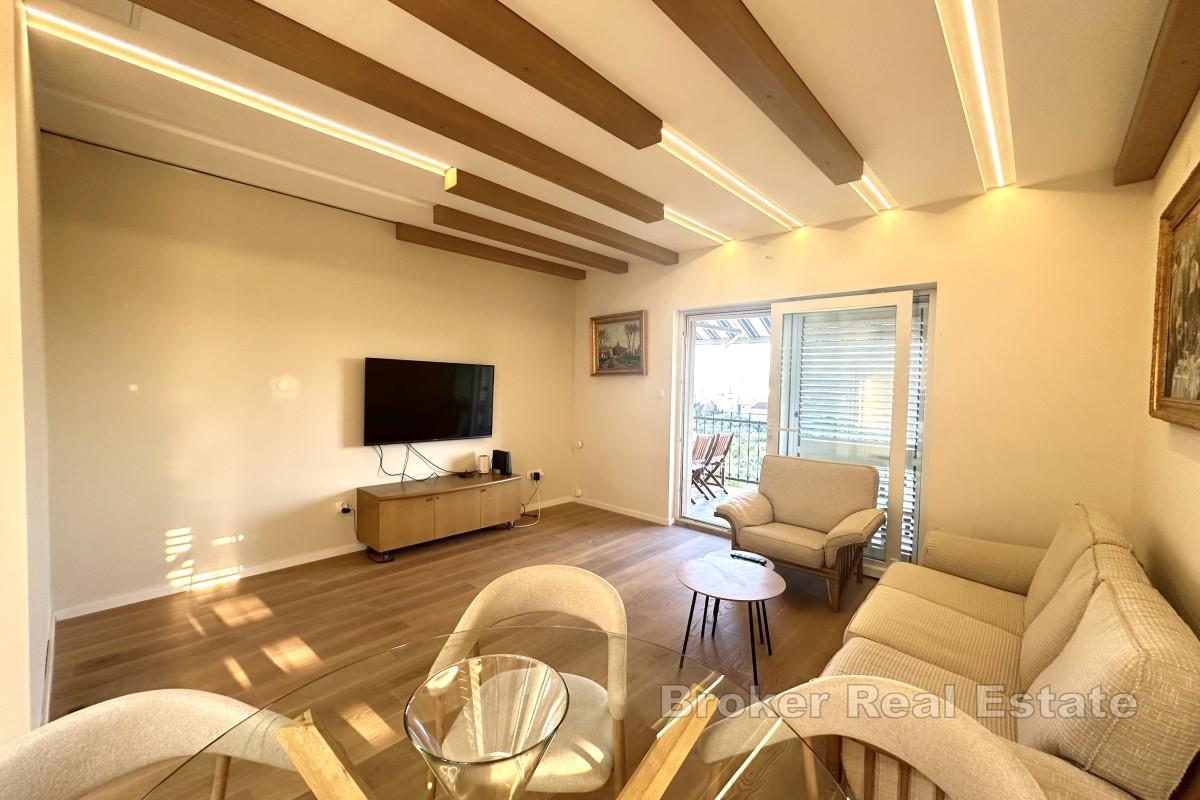 Appartamento con due camere da letto e vista mare