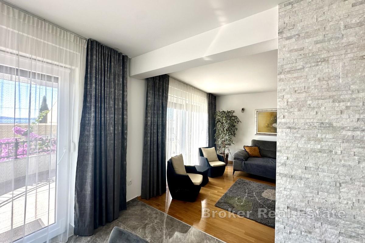 Duplex takvåning med havsutsikt