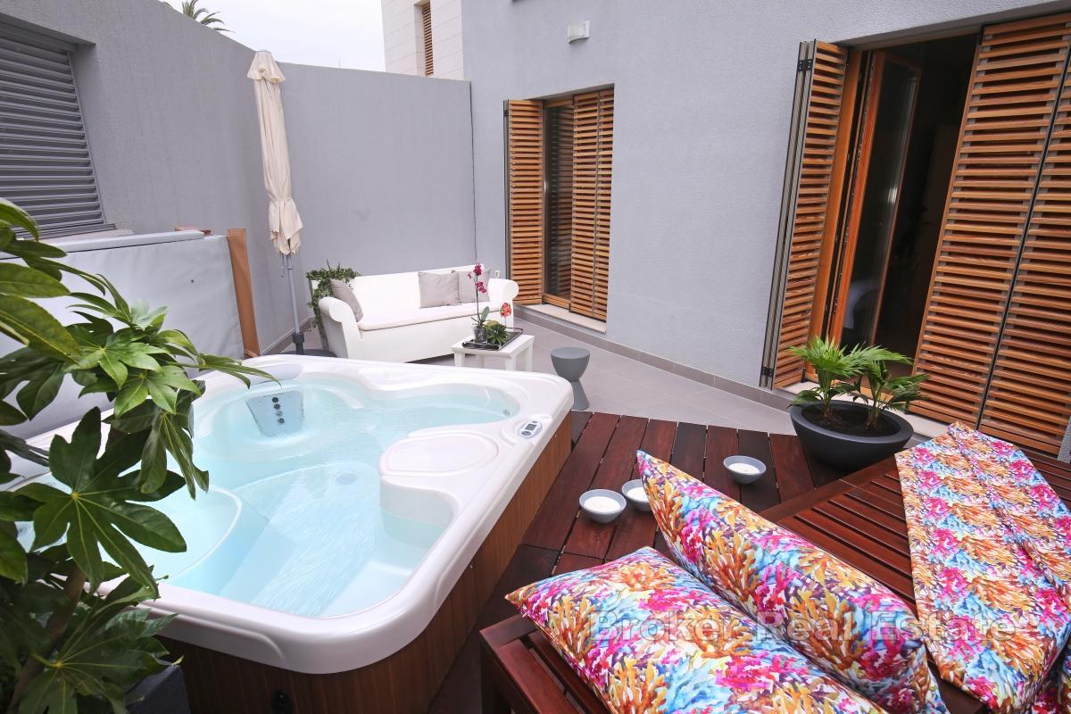 Appartamento con due camere da letto con vista sul lungomare