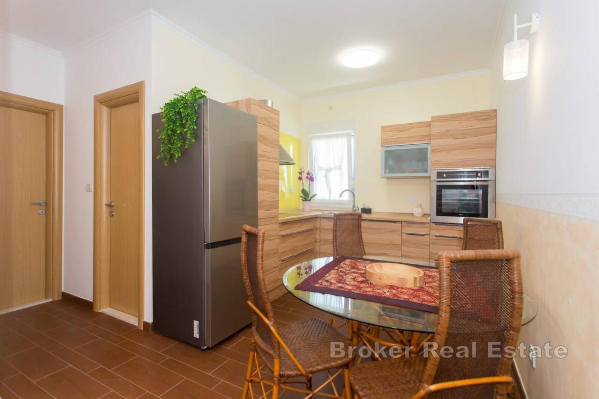 Tvårumslägenhet med havsutsikt