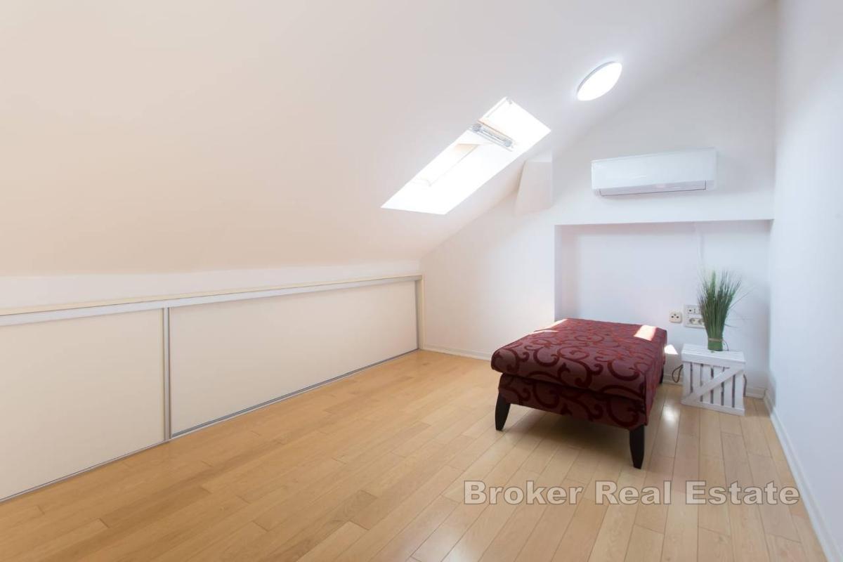 Tvårumslägenhet med havsutsikt