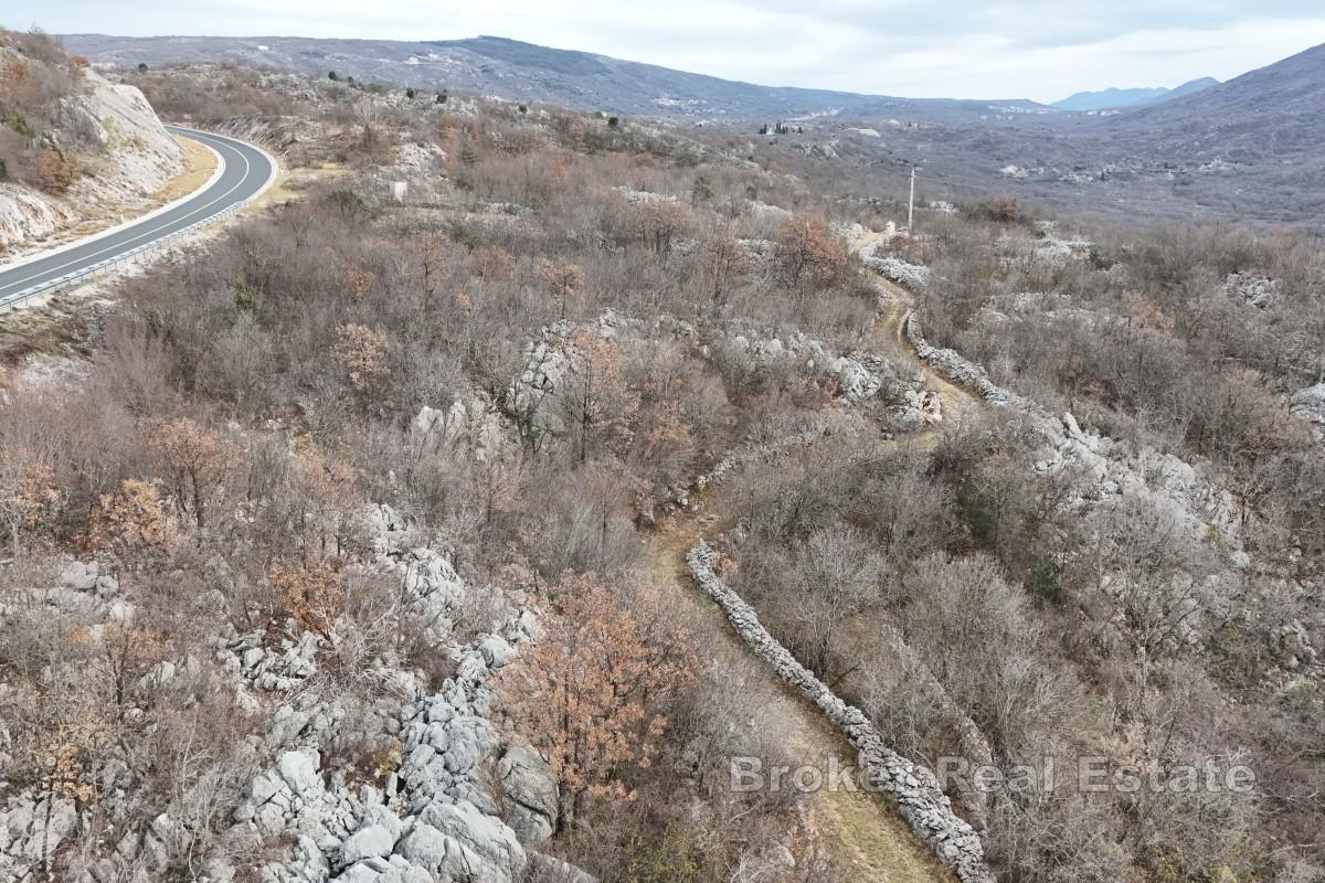 Земельный участок под застройку в промышленной зоне